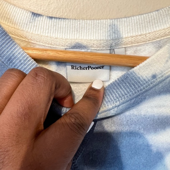 Richer poorer medium tie die crew sweatshirt… - Picture 3 of 10